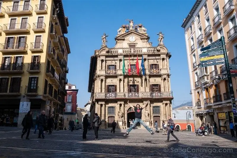 Taxi de Madrid a Pamplona